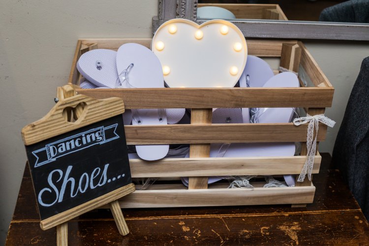 Dancing Shoes Flip Flops Chalkboard Sign Details Decor Pretty Quirky Pastel Wedding http://www.happilyevercaptured.com/