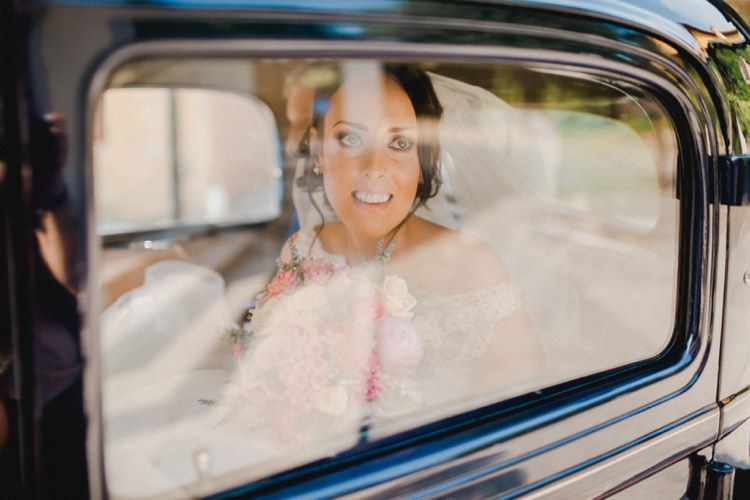 Bride Car Transport Romantic Vibrant Pink Wedding Trieste http://www.emotionttl.com/en/home/