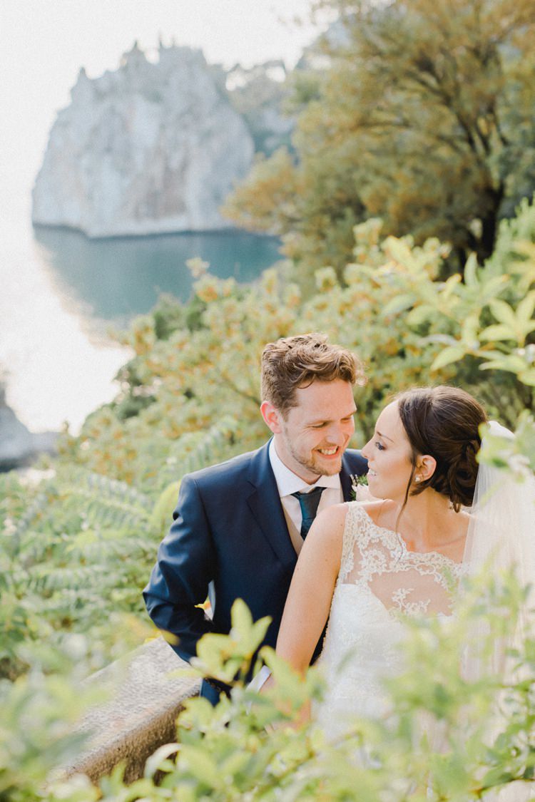 Sea View Cliffs Romantic Vibrant Pink Wedding Trieste http://www.emotionttl.com/en/home/
