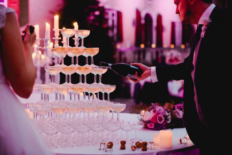 Cork Prosecco Champagne Tower Pour Bubbles Romantic Vibrant Pink Wedding Trieste http://www.emotionttl.com/en/home/