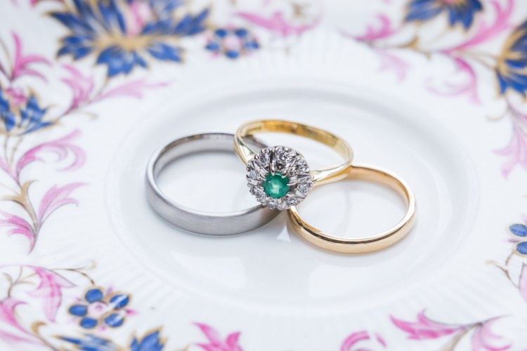Pretty Quirky Pastel Wedding http://www.happilyevercaptured.com/