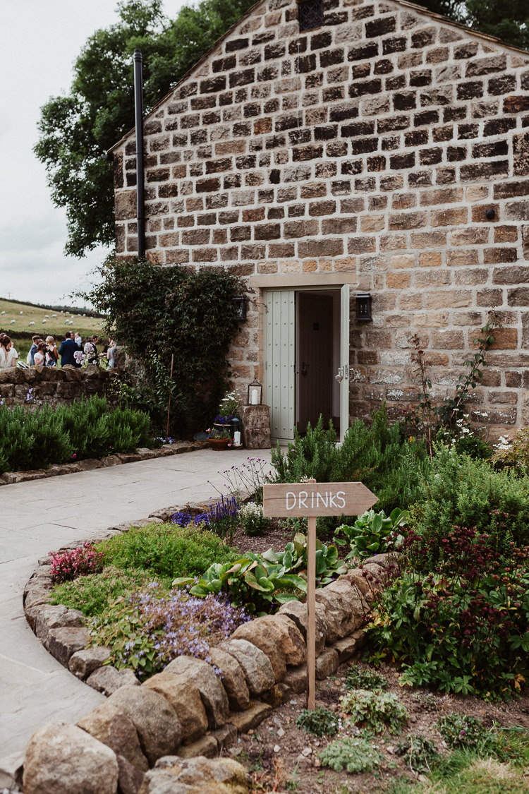 Beautifully Relaxed Outdoorsy Barn Wedding http://www.caitlinandjones.co.uk/