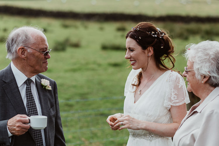 Beautifully Relaxed Outdoorsy Barn Wedding http://www.caitlinandjones.co.uk/