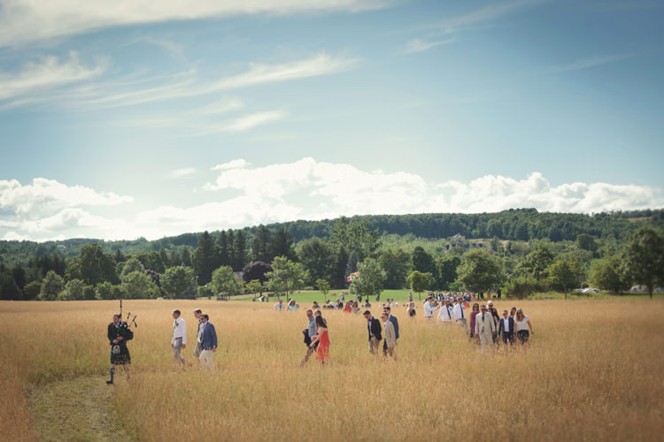 Casual Country Farm Wedding Ontario https://tiedphotography.com/