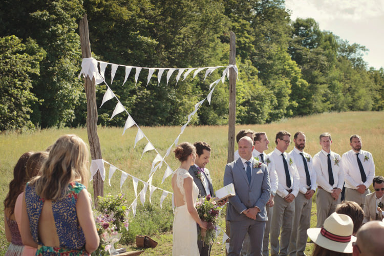 Casual Country Farm Wedding Ontario https://tiedphotography.com/