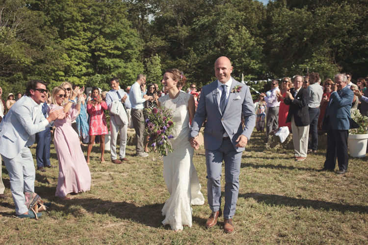 Casual Country Farm Wedding Ontario https://tiedphotography.com/