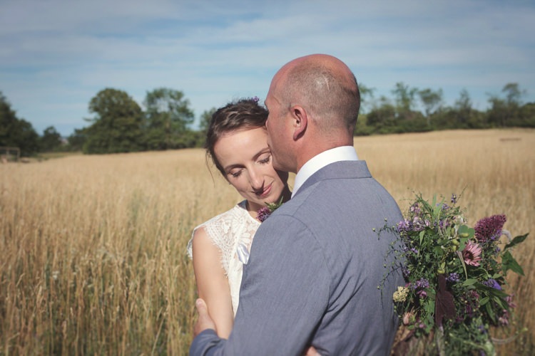 Casual Country Farm Wedding Ontario https://tiedphotography.com/