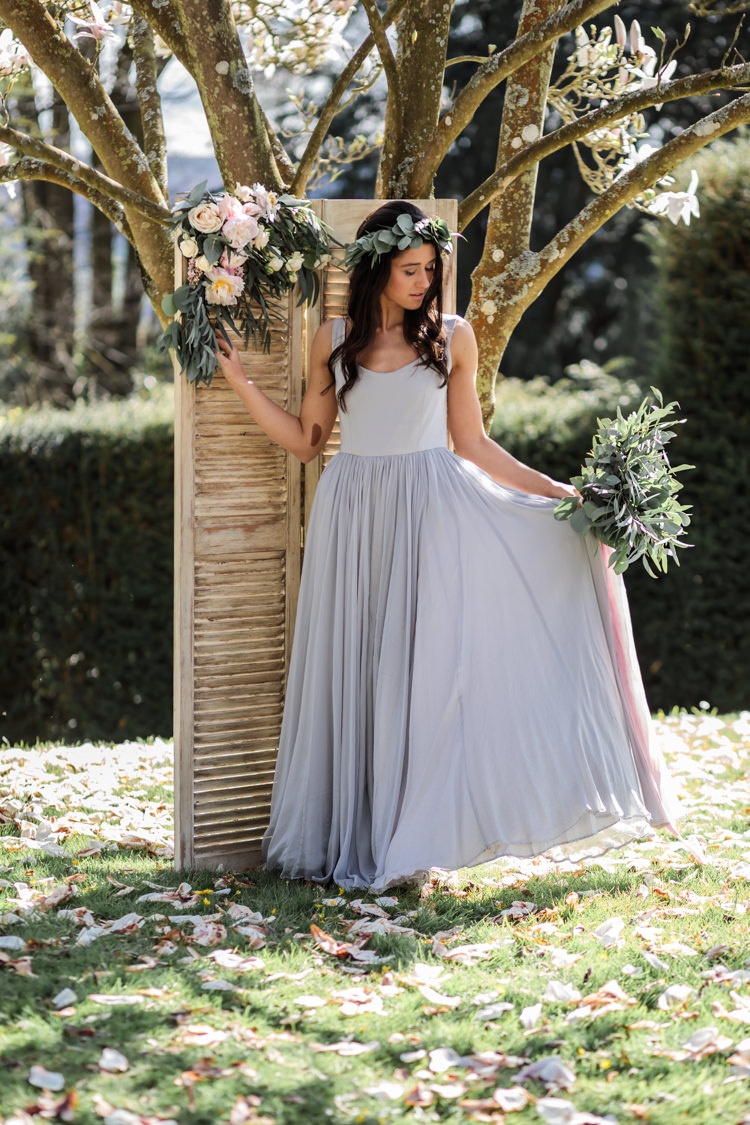 Wooden Backdrop Flowers Floral Pretty Soft Country Garden Pastel Wedding Ideas https://www.ellielouphotography.co.uk/
