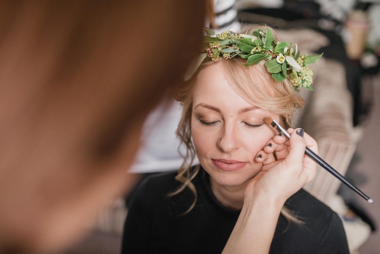Modern Botanical Copper Geometric Wedding Ideas http://hannahmcclunephotography.com/