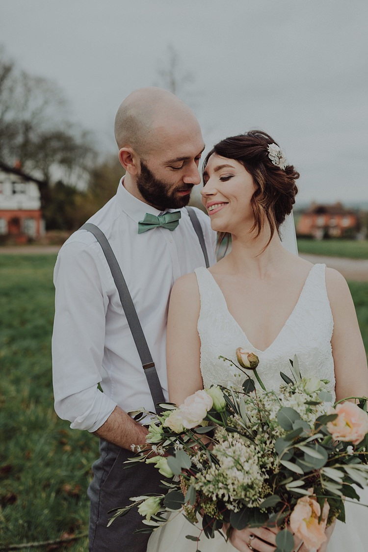 Modern Botanical Copper Geometric Wedding Ideas http://www.kategrayphotography.com/