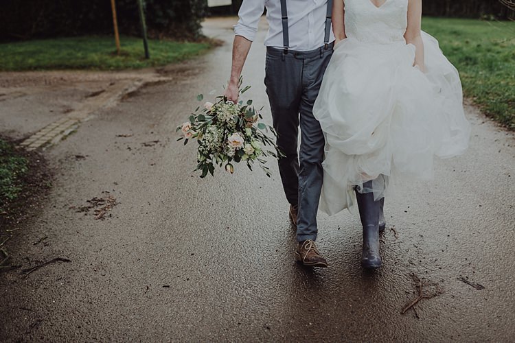 Modern Botanical Copper Geometric Wedding Ideas http://www.kategrayphotography.com/