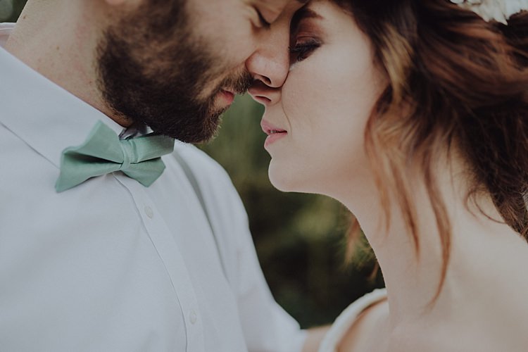 Modern Botanical Copper Geometric Wedding Ideas http://www.kategrayphotography.com/