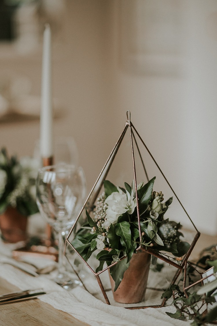 Terrariums Flowers Decor Modern Botanical Copper Geometric Wedding Ideas http://lolarosephotography.com/