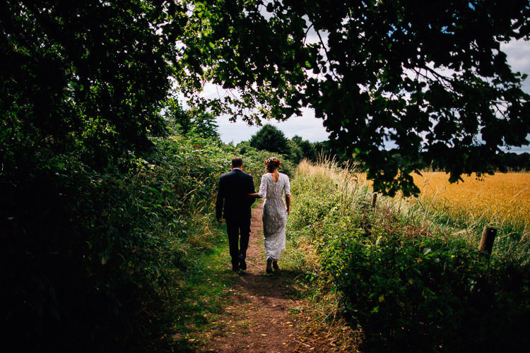 Rustic Relaxed Seasonal Floral Barn Wedding https://www.faircloughphotography.co.uk/