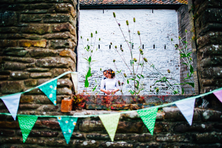 Rustic Relaxed Seasonal Floral Barn Wedding https://www.faircloughphotography.co.uk/