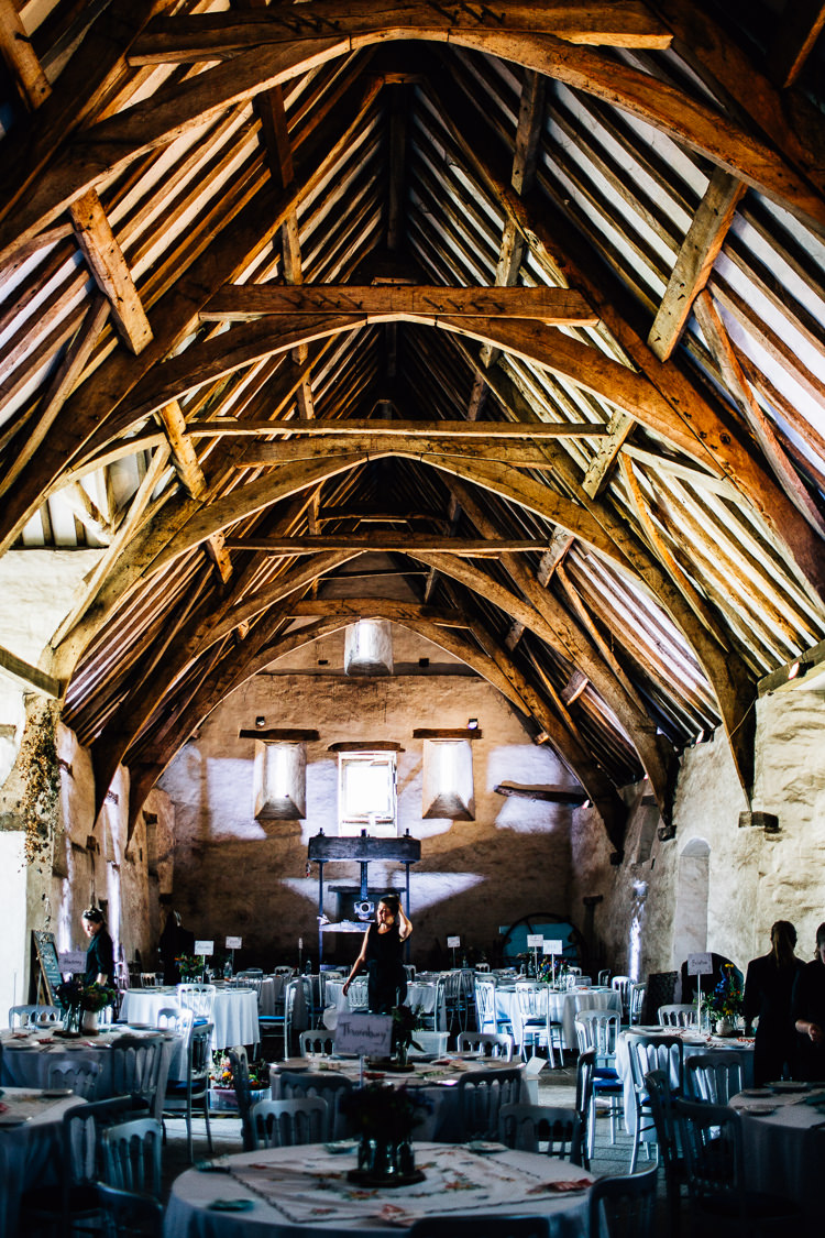Rustic Relaxed Seasonal Floral Barn Wedding https://www.faircloughphotography.co.uk/