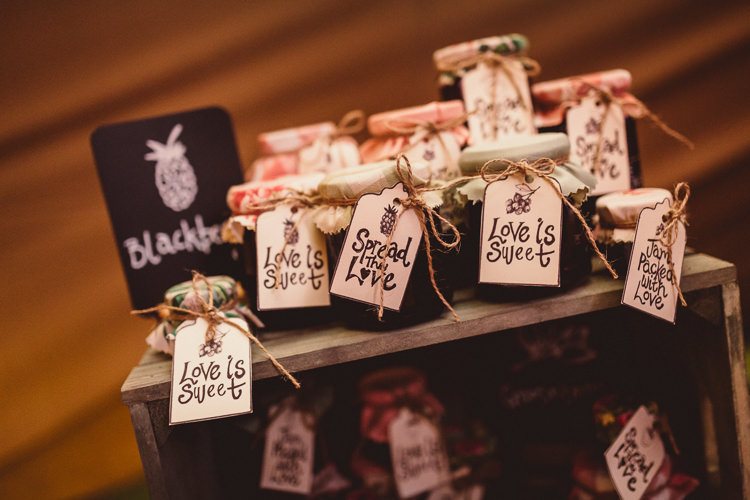 Jam Favours Rustic Homemade Country Tipi Wedding http://www.pottersinstinctphotography.co.uk/