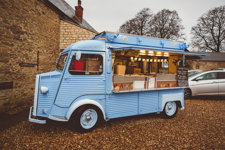 Rustic Homemade Country Tipi Wedding http://www.pottersinstinctphotography.co.uk/