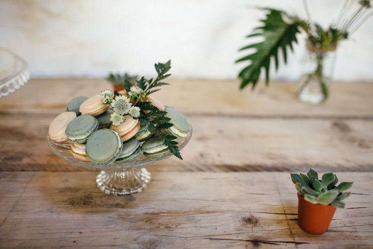 Macarons Minimal Botanical Copper Greenery Wedding http://www.frecklephotography.co.uk/