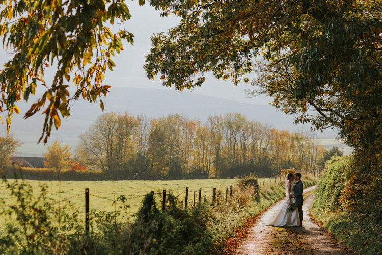 Minimal Botanical Copper Greenery Wedding http://www.frecklephotography.co.uk/