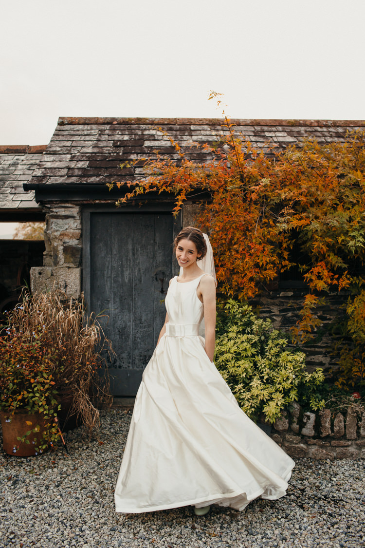 Dress Gown Bride Bridal Pockets Bow Sash Bryony by Sassi Holford Minimal Botanical Copper Greenery Wedding http://www.frecklephotography.co.uk/