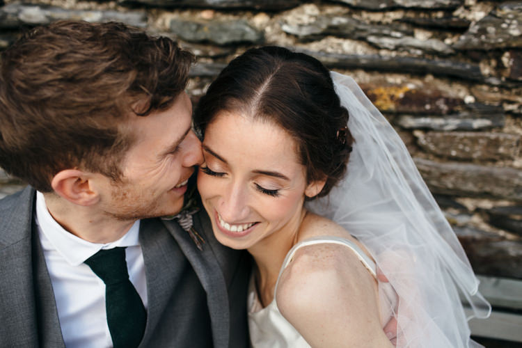 Minimal Botanical Copper Greenery Wedding http://www.frecklephotography.co.uk/
