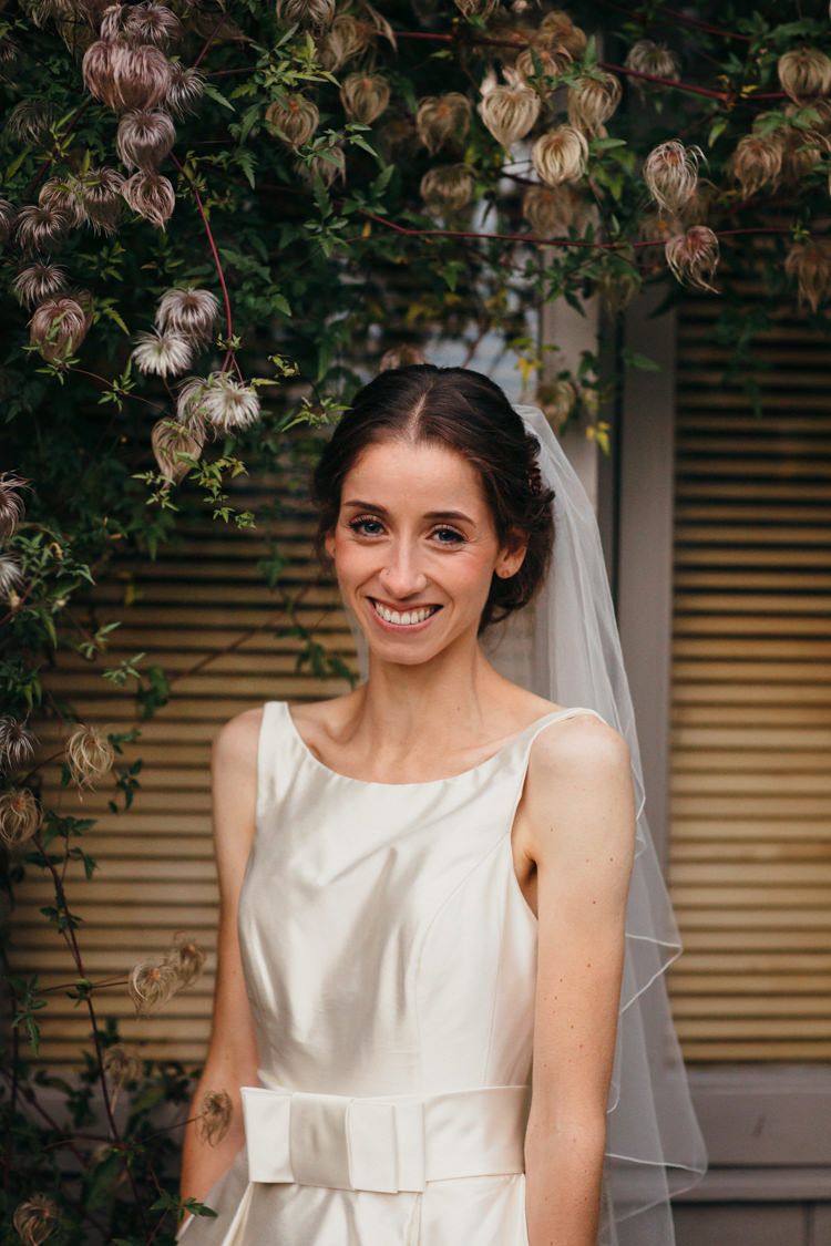 Make Up Bride Bridal Natural Pretty Minimal Botanical Copper Greenery Wedding http://www.frecklephotography.co.uk/