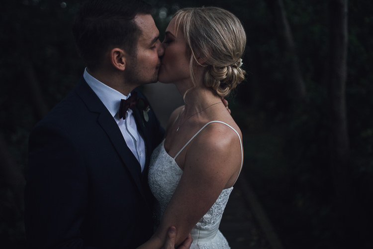Stylish Lakeside City Wedding http://www.struthphotography.com/