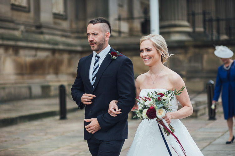 Stylish Lakeside City Wedding http://www.struthphotography.com/