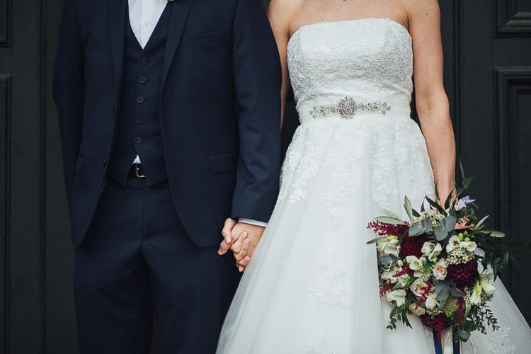 Stylish Lakeside City Wedding http://www.struthphotography.com/