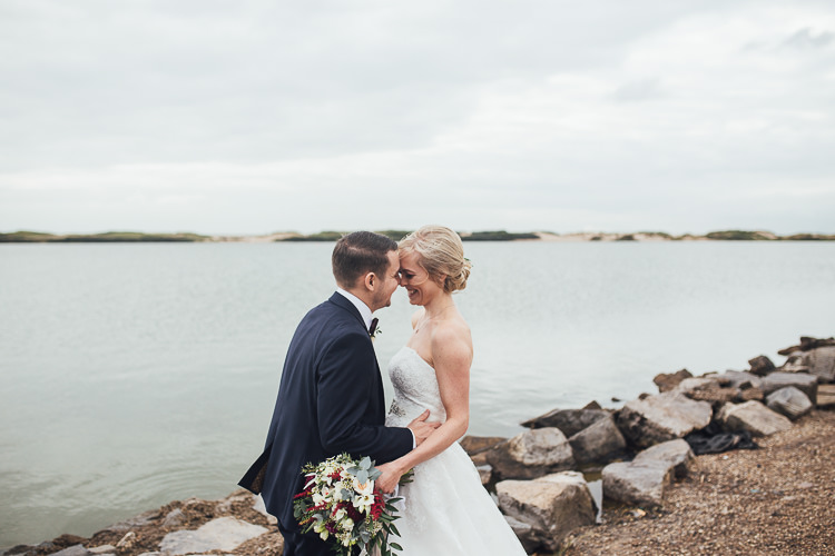 Stylish Lakeside City Wedding http://www.struthphotography.com/