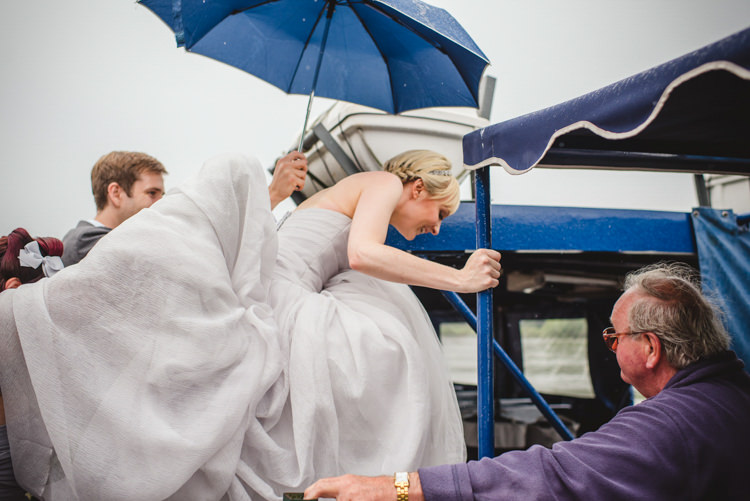 Crafty Fun Personal Arts Centre Wedding http://www.sophieduckworthphotography.com/