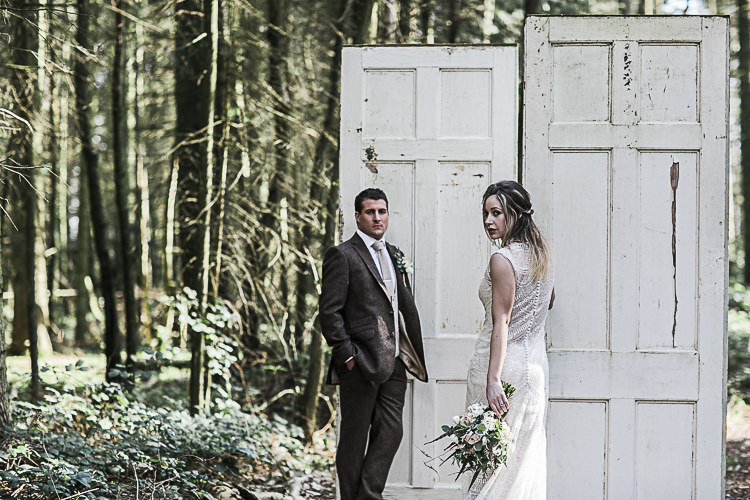 Bohemian Macramé Woodland Wedding Ideas https://samieleephotography.com/