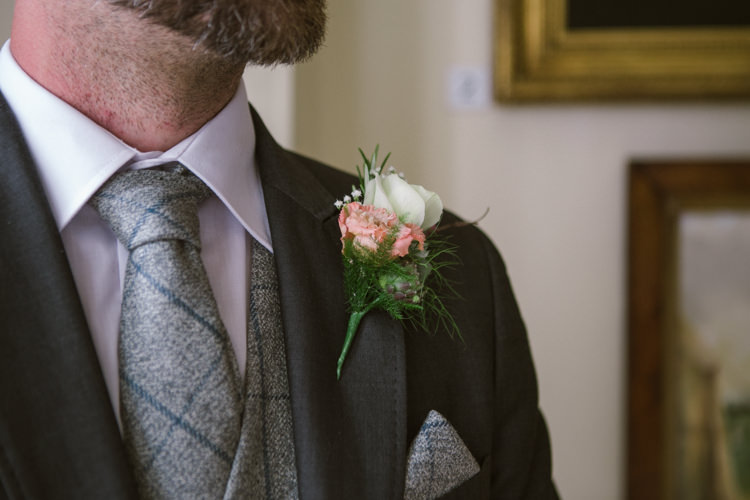Easter Spring Woodland Wedding http://emmastonerweddings.com/
