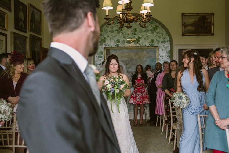 Easter Spring Woodland Wedding http://emmastonerweddings.com/