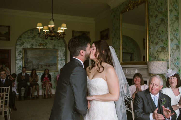 Easter Spring Woodland Wedding http://emmastonerweddings.com/