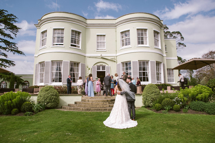 Easter Spring Woodland Wedding http://emmastonerweddings.com/