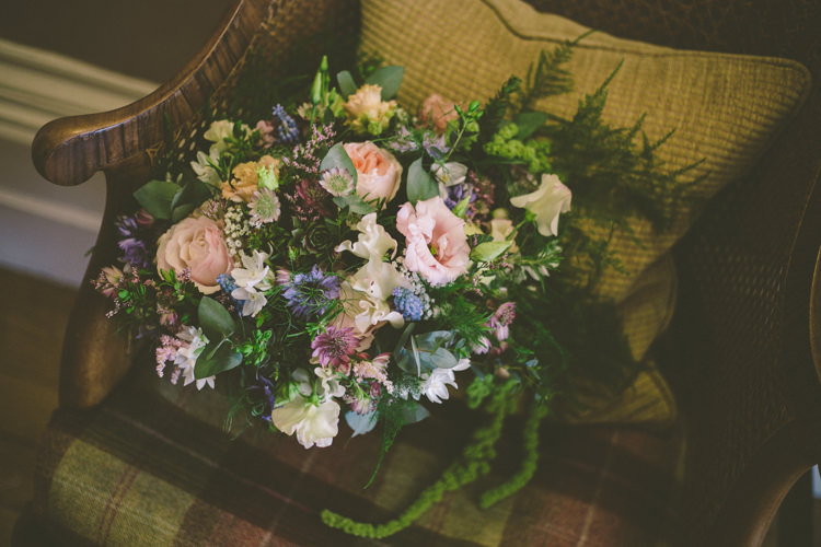 Easter Spring Woodland Wedding http://emmastonerweddings.com/