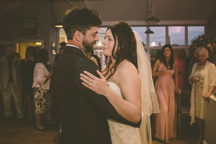 Easter Spring Woodland Wedding http://emmastonerweddings.com/