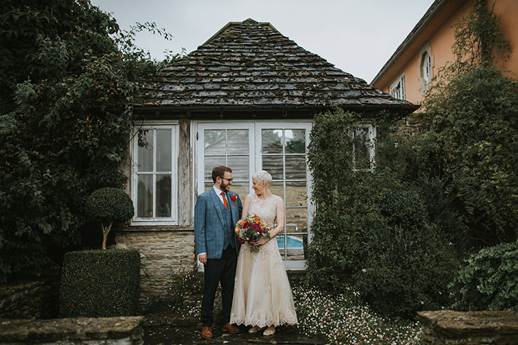Colourful Quirky Down To Earth Wedding http://jenmarino.com/
