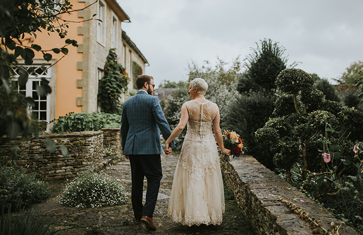 Colourful Quirky Down To Earth Wedding http://jenmarino.com/