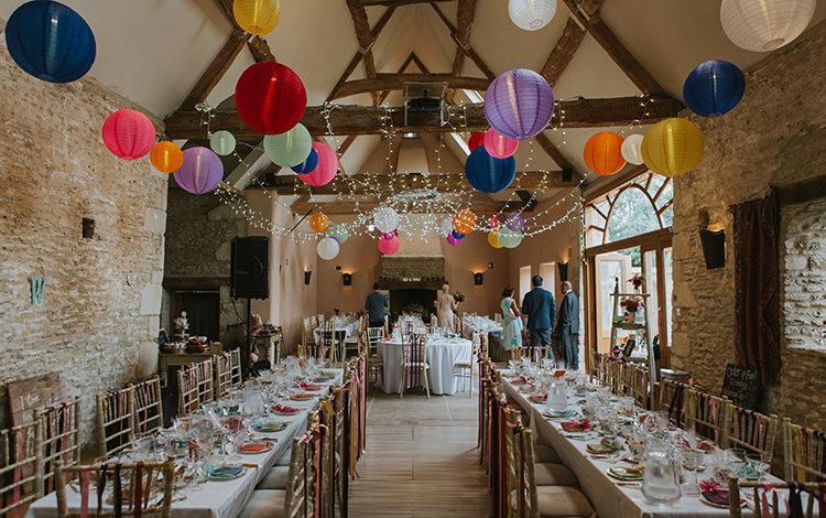 Oxleaze Barn Cotswolds Colourful Quirky Down To Earth Wedding http://jenmarino.com/