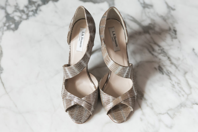 Gorgeously Glam New Years Eve Wedding http://www.photographybykrishanthi.co.uk/