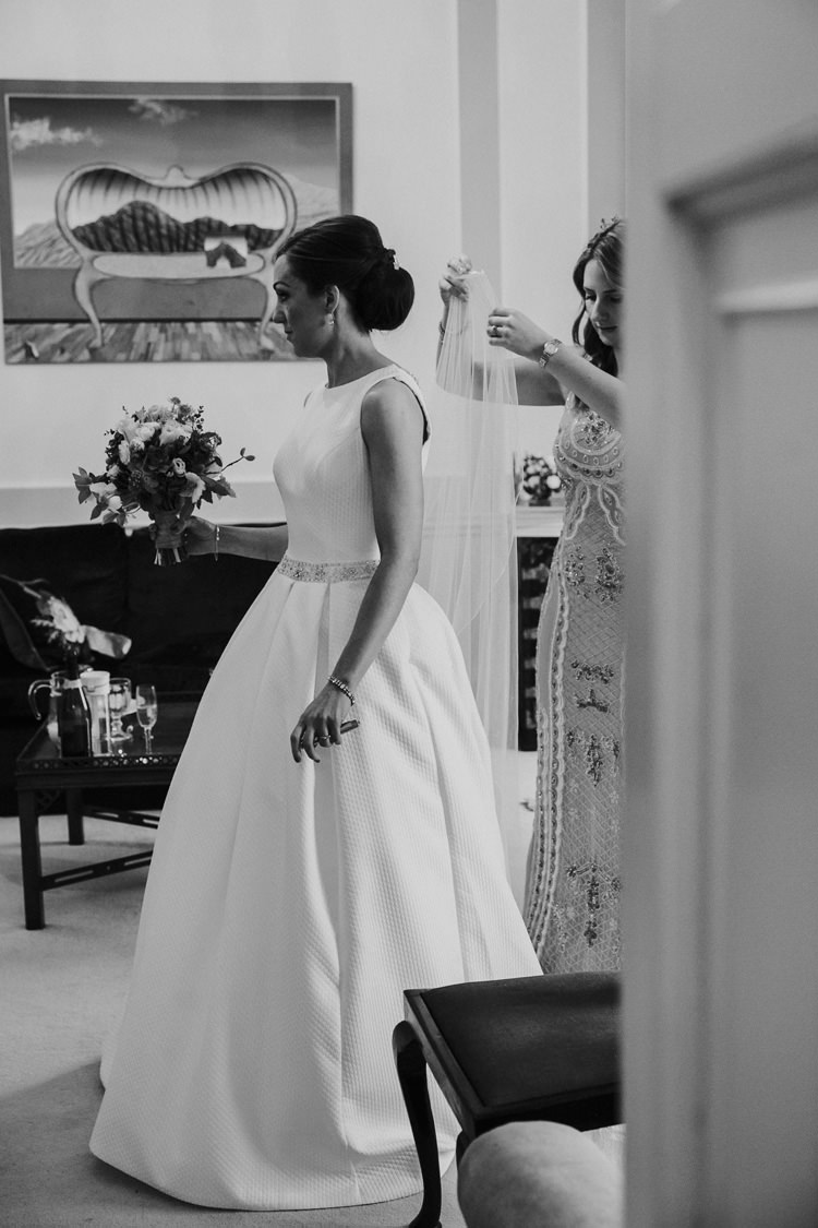 Gorgeously Glam New Years Eve Wedding http://www.photographybykrishanthi.co.uk/