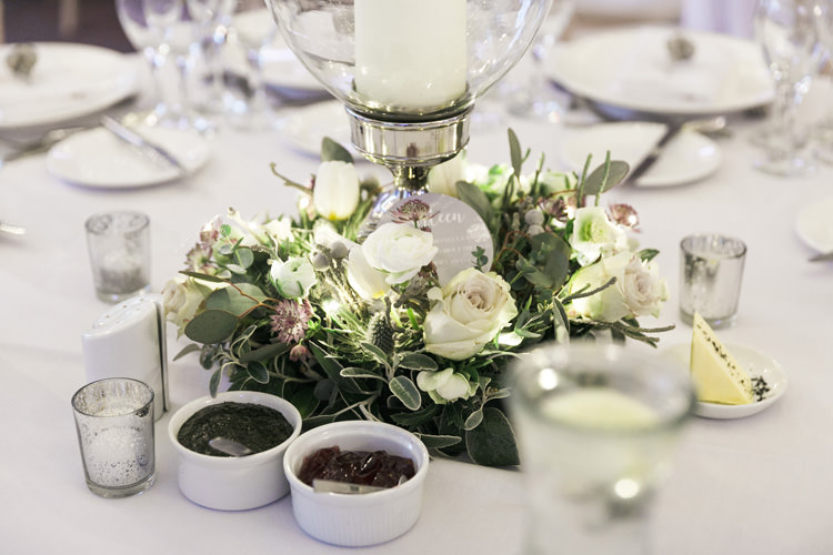Gorgeously Glam New Years Eve Wedding http://www.photographybykrishanthi.co.uk/