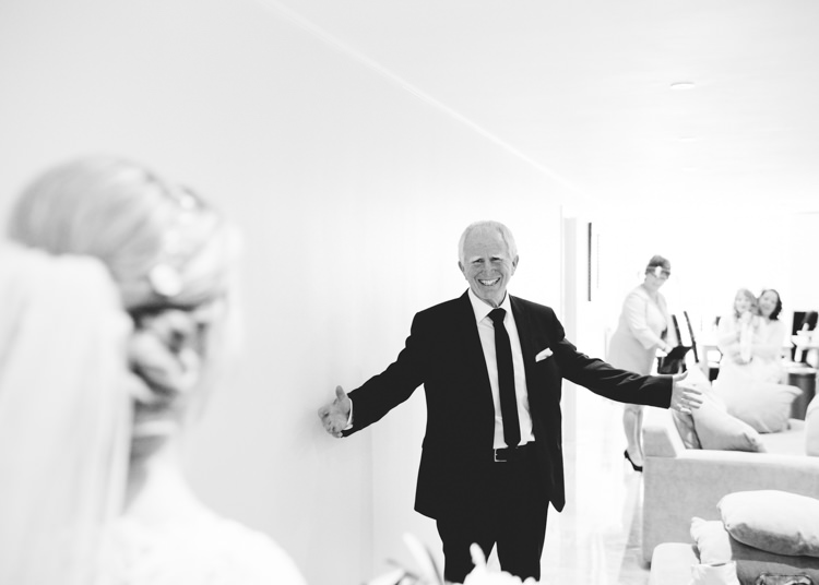 Elegant Unique Pale Pink Tipi Wedding http://holliecarlinphotography.com/