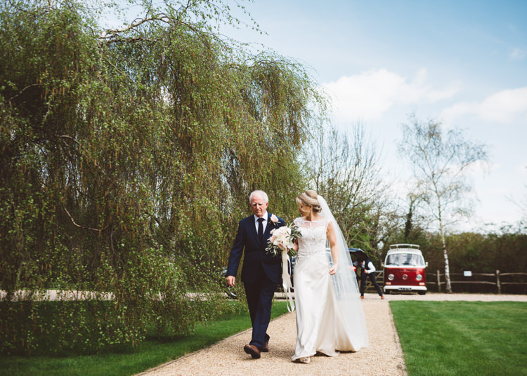 Elegant Unique Pale Pink Tipi Wedding http://holliecarlinphotography.com/