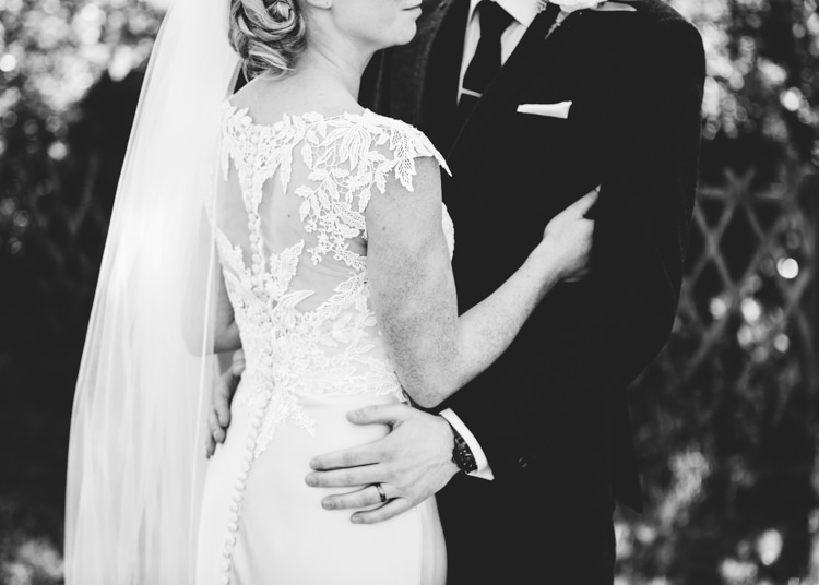 Elegant Unique Pale Pink Tipi Wedding http://holliecarlinphotography.com/