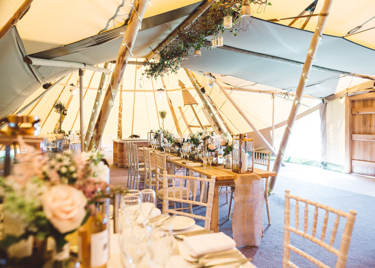 Tipi Flowers Floral Table Runner Greenery Garland Elegant Unique Pale Pink Tipi Wedding http://holliecarlinphotography.com/