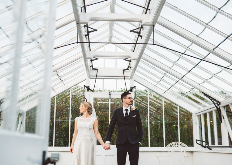 Elegant Unique Pale Pink Tipi Wedding http://holliecarlinphotography.com/